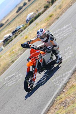 media/Oct-15-2023-TrackXperience (Sun) [[85198ff50b]]/Group 2/session 4 turn 3/